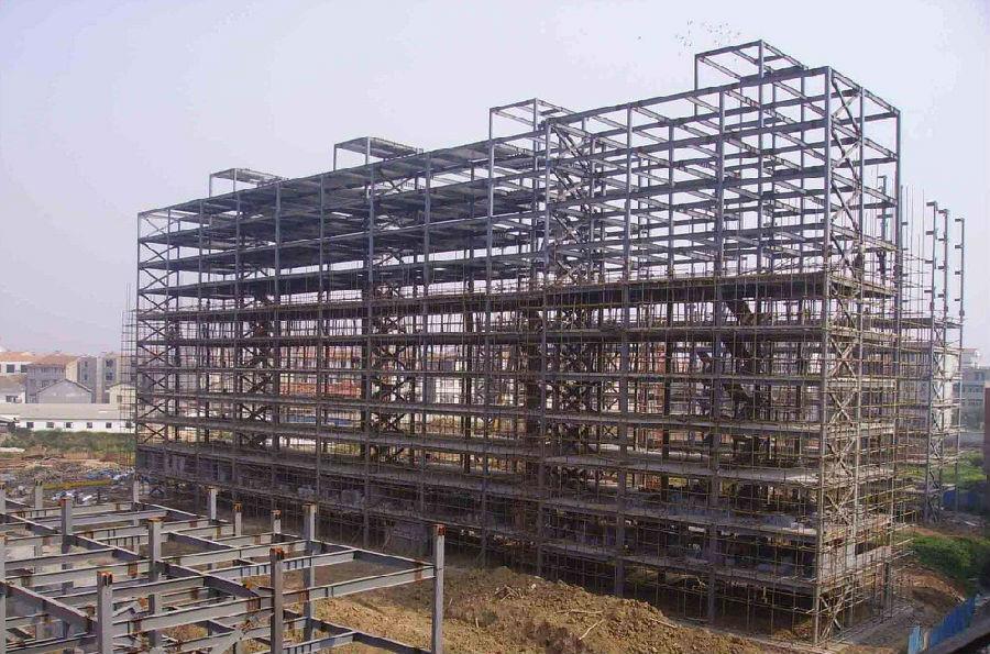 胶南高层钢结构的支撑布置与构造应该符合哪些要求